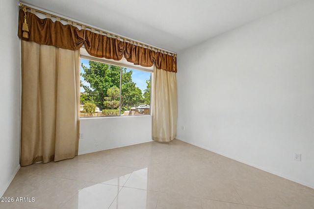 16768 W ROMERO Lane, Surprise, AZ 85387