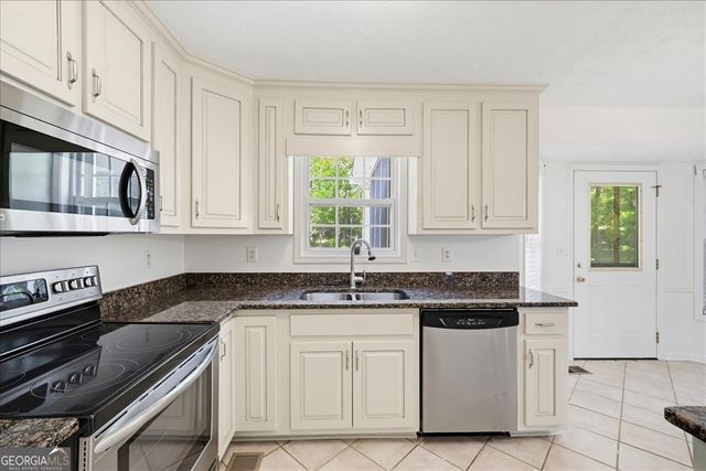 1197 Sweetwater Bend, Villa Rica, GA 30180