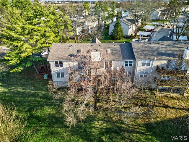 929 Sugar Lake Court 7, St Peters, MO 63376