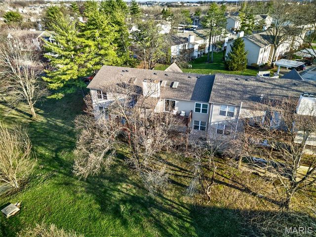 929 Sugar Lake Court 7, St Peters, MO 63376