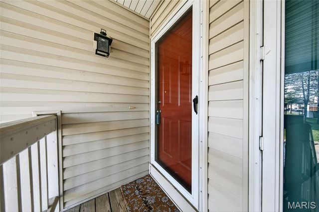 929 Sugar Lake Court 7, St Peters, MO 63376