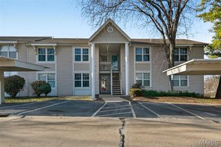 929 Sugar Lake Court 7, St Peters, MO 63376