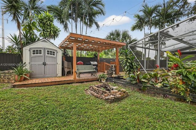 19901 NE 21st Ave, Miami, FL 33179