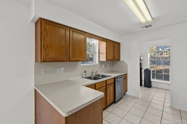 431 Windy Hill, Spring Branch, TX 78070