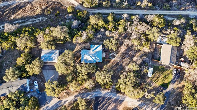 431 Windy Hill, Spring Branch, TX 78070