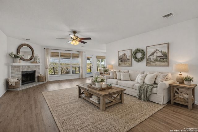 431 Windy Hill, Spring Branch, TX 78070