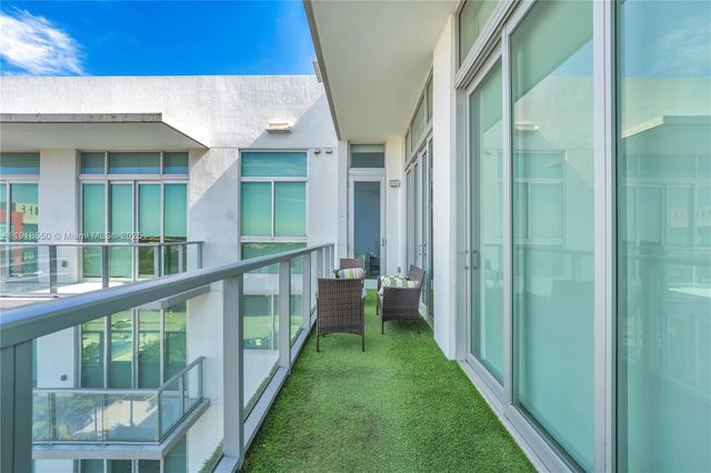 7751 NW 107th Ave 807, Doral, FL 33178