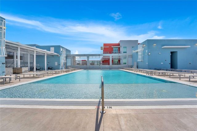 7751 NW 107th Ave 807, Doral, FL 33178