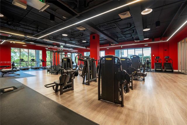 7751 NW 107th Ave 807, Doral, FL 33178