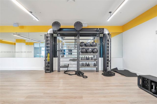 7751 NW 107th Ave 807, Doral, FL 33178