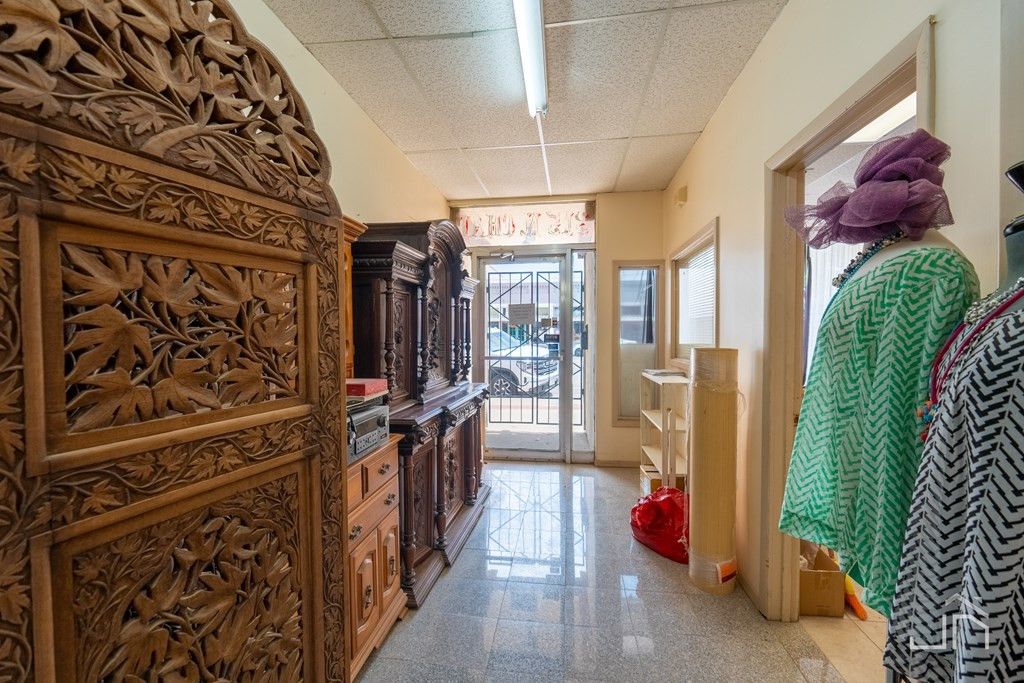 Image 13 of property listing at 315 N Chadbourne Street, San Angelo, TX 76903