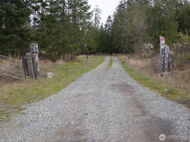 2116 S 7th Avenue, Sequim, WA 98382