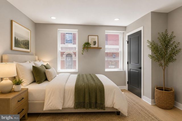 1725 W THOMPSON ST, Philadelphia, PA 19121