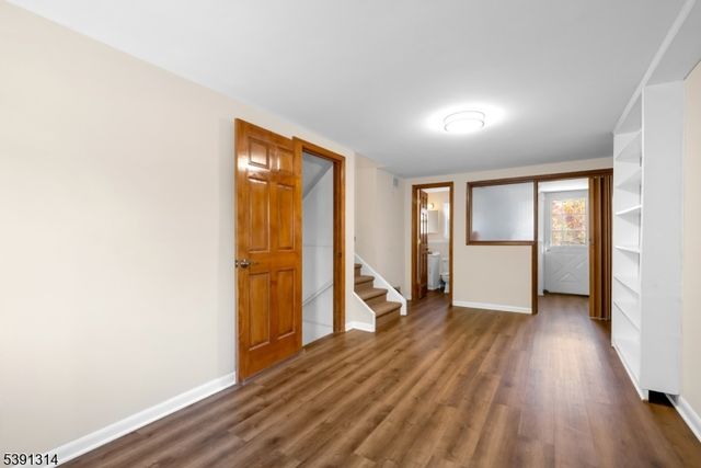 167 Rolling Hills Rd, Clifton City, NJ 07013