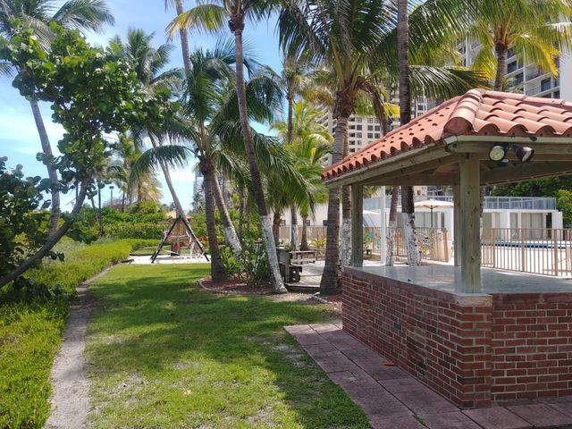 2655 Collins Avenue 602, Miami Beach, FL 33140