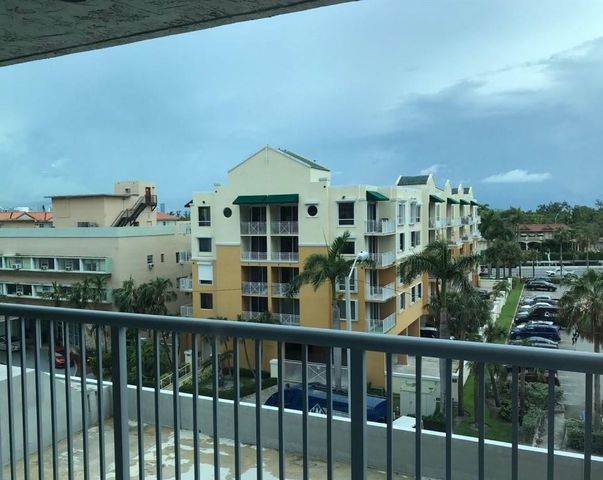 2655 Collins Avenue 602, Miami Beach, FL 33140