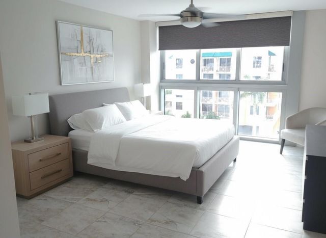 2655 Collins Avenue 602, Miami Beach, FL 33140