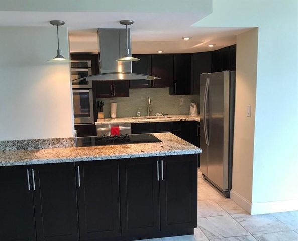 2655 Collins Avenue 602, Miami Beach, FL 33140