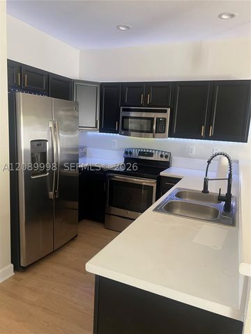 3208 SE 5th Ct, Homestead, FL 33033