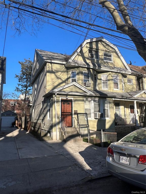 95-27 116th Street, Richmond Hill, NY 11419