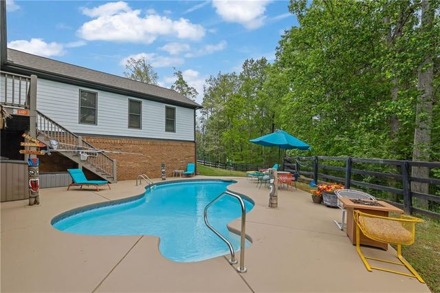 2094 Harmony Drive, Canton, GA 30115