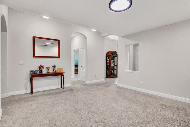 504 Lowland Lane, Waxahachie, TX 75165