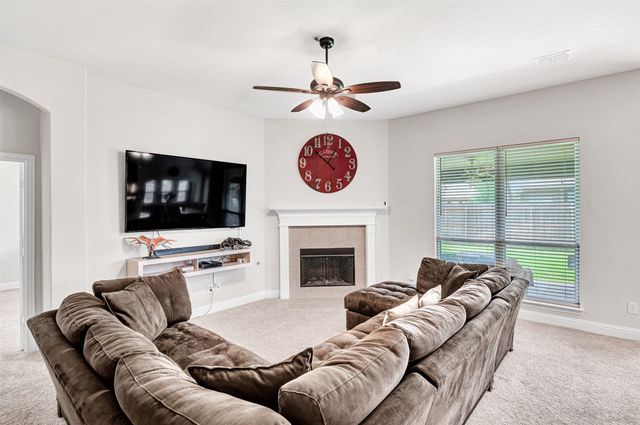 504 Lowland Lane, Waxahachie, TX 75165