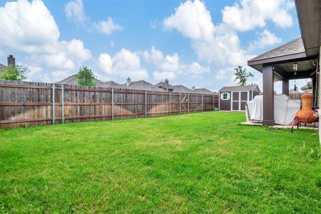 504 Lowland Lane, Waxahachie, TX 75165