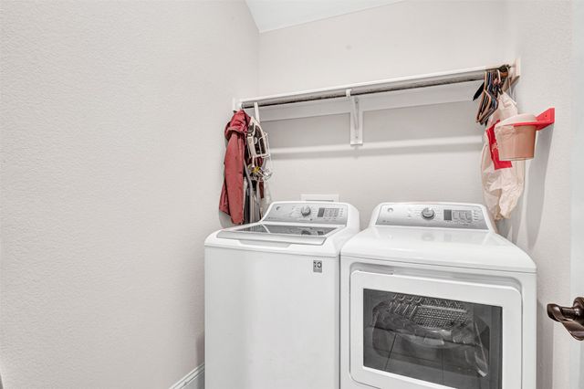 504 Lowland Lane, Waxahachie, TX 75165