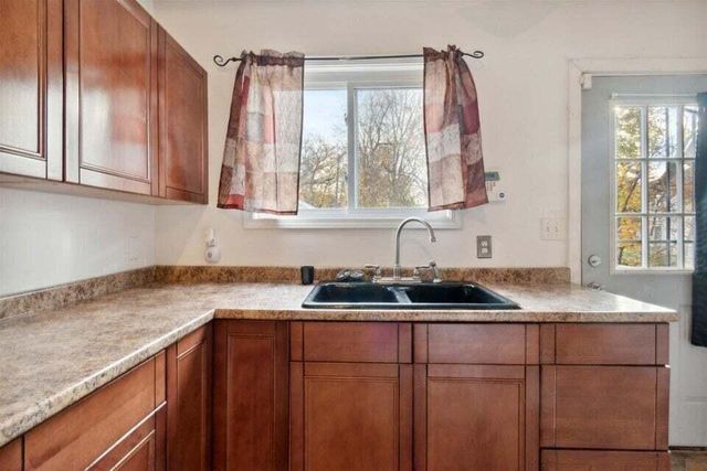 216 Kendall Street N, Battle Creek, MI 49037