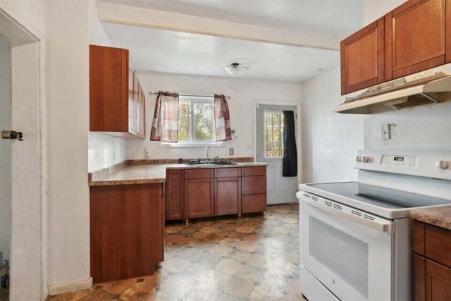 216 Kendall Street N, Battle Creek, MI 49037