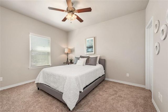 536 Momma Bear Drive, College Station, TX 77845