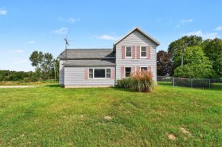 2235 17 Mile Road, Kent City, MI 49330