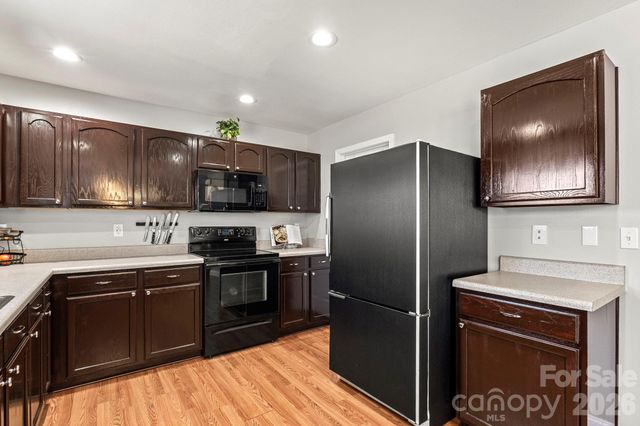 2802 Buckleigh Drive, Charlotte, NC 28215