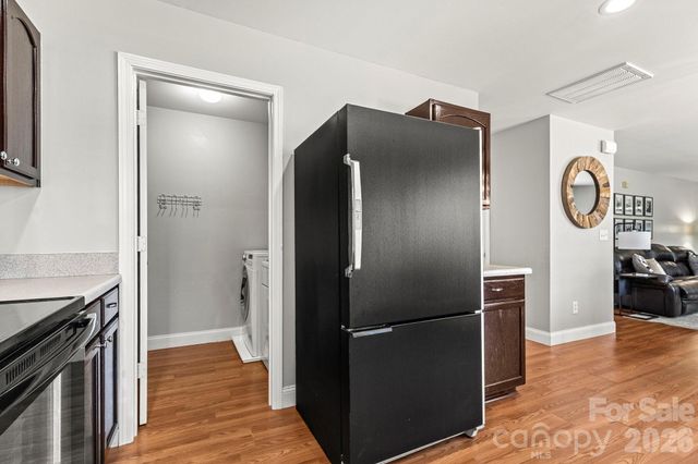 2802 Buckleigh Drive, Charlotte, NC 28215