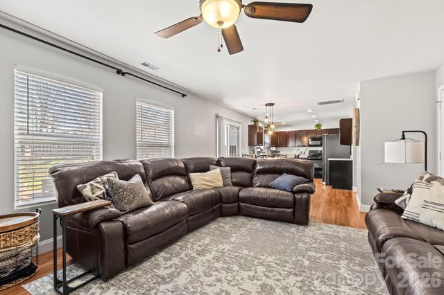 2802 Buckleigh Drive, Charlotte, NC 28215