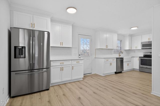 804 Plentywood Court, Raleigh, NC 27615