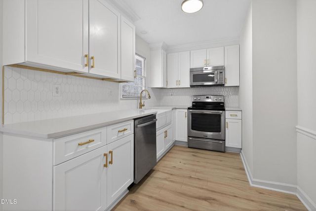 804 Plentywood Court, Raleigh, NC 27615