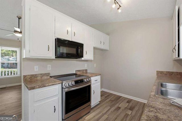 12 Long Branch Court, Taylorsville, GA 30178