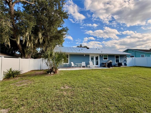 264 13th Lane SW, Vero Beach, FL 32966