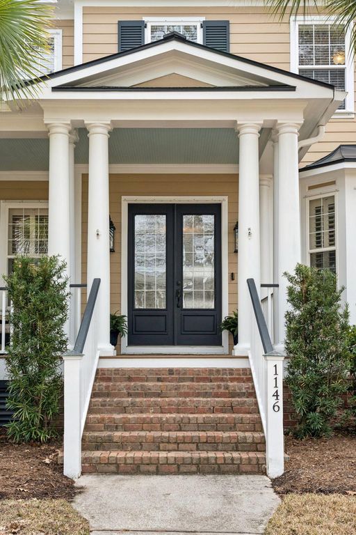 Image 6 of property listing at 1146 Ayers Plantation Way, Mount Pleasant, SC 29466