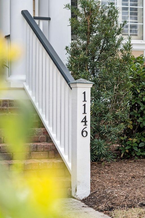 Image 7 of property listing at 1146 Ayers Plantation Way, Mount Pleasant, SC 29466