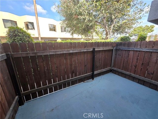 6911 Woodley 107, Van Nuys (los Angeles), CA 91406