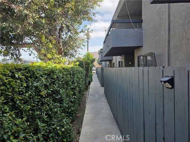 6911 Woodley 107, Van Nuys (los Angeles), CA 91406