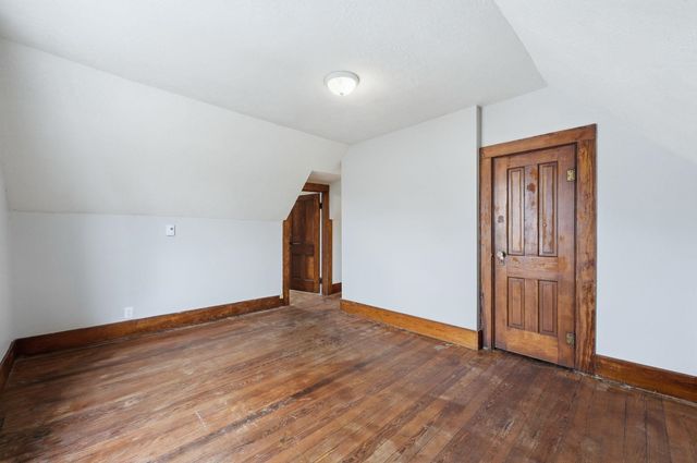 202 E Whitley Street, Churubusco, IN 46723