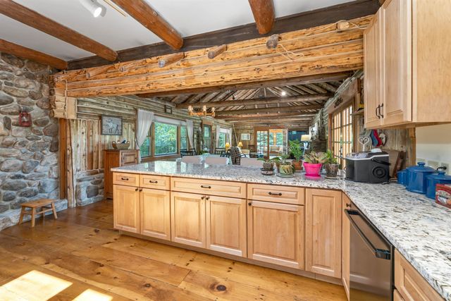 83 Towle Road, Jackson, NH 03846