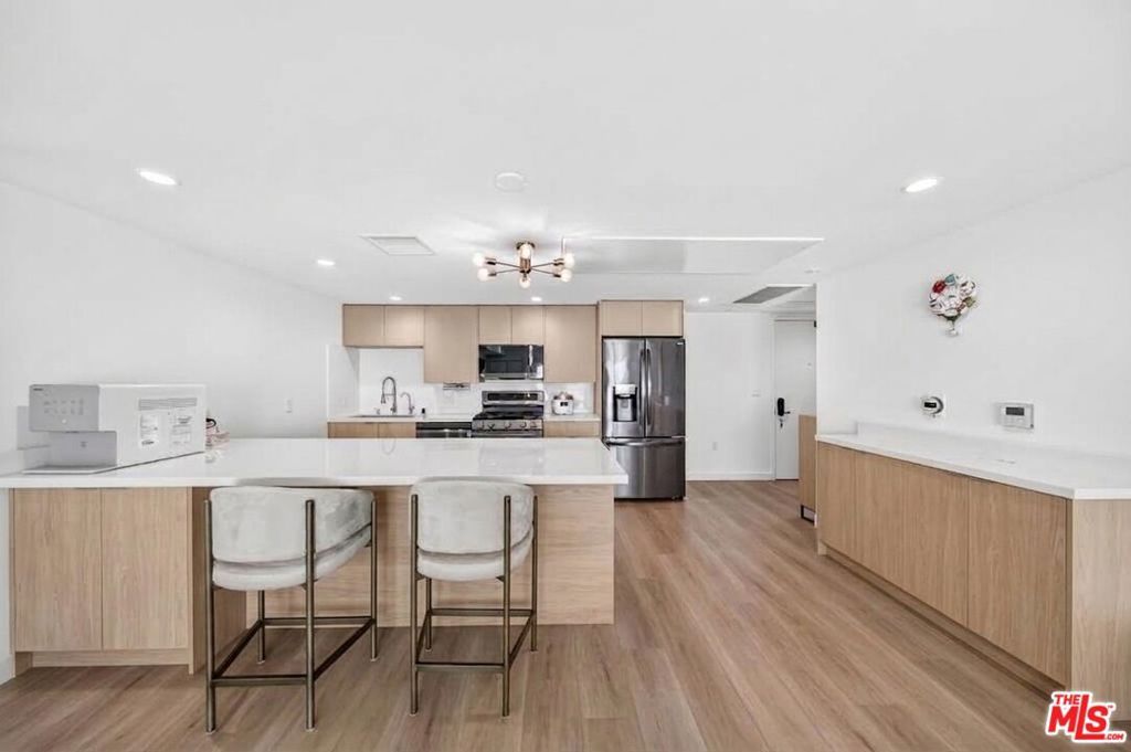 321 S Oxford Avenue 603, Los Angeles, CA 90010 — photo 5