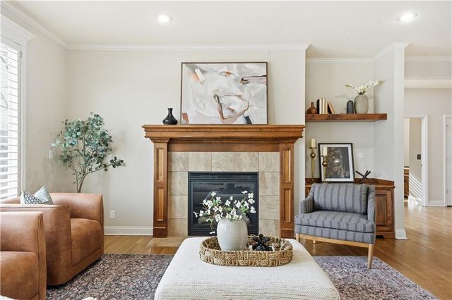 9120 W 156th Place, Overland Park, KS 66221