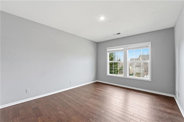 9120 W 156th Place, Overland Park, KS 66221