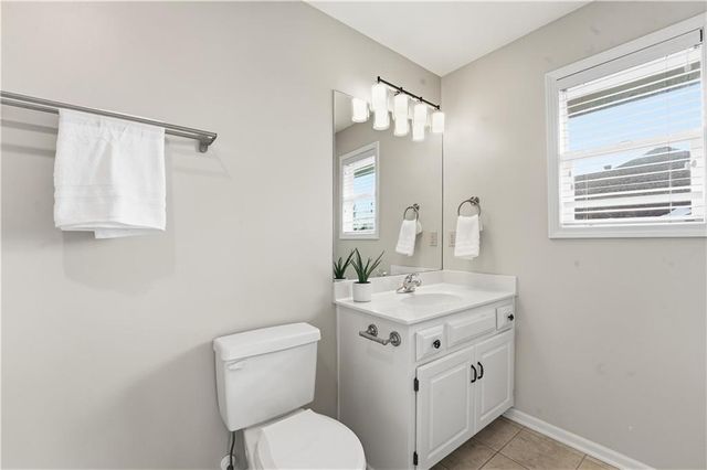 9120 W 156th Place, Overland Park, KS 66221